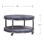Table basse ronde rustique industrielle SEI Furniture Kenya en bois avec étagère