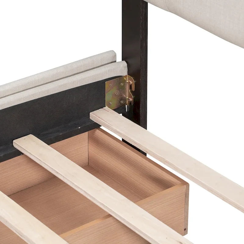 Lit plateforme Queen tapissé blanc / gris foncé / beige / gris clair avec tête de lit capitonnée et 4 tiroirs, Pour 2